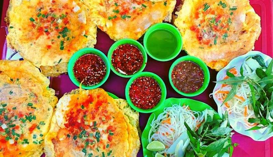 Ăn vặt Huế – Những món bình dân nhưng “gây thương nhớ” cho du khách