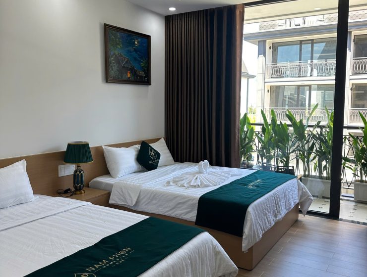 NAMPHON HOMESTAY